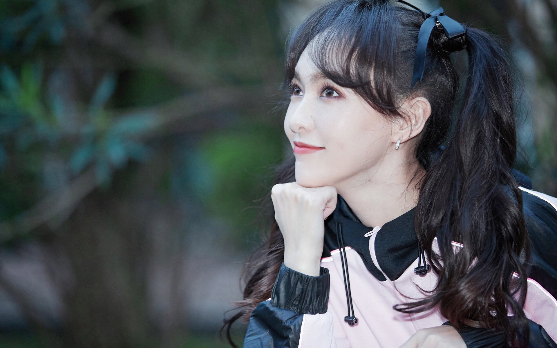 乔纳·隆戈的名字永远与全黑队的胜利紧密相连，乔纳是什么