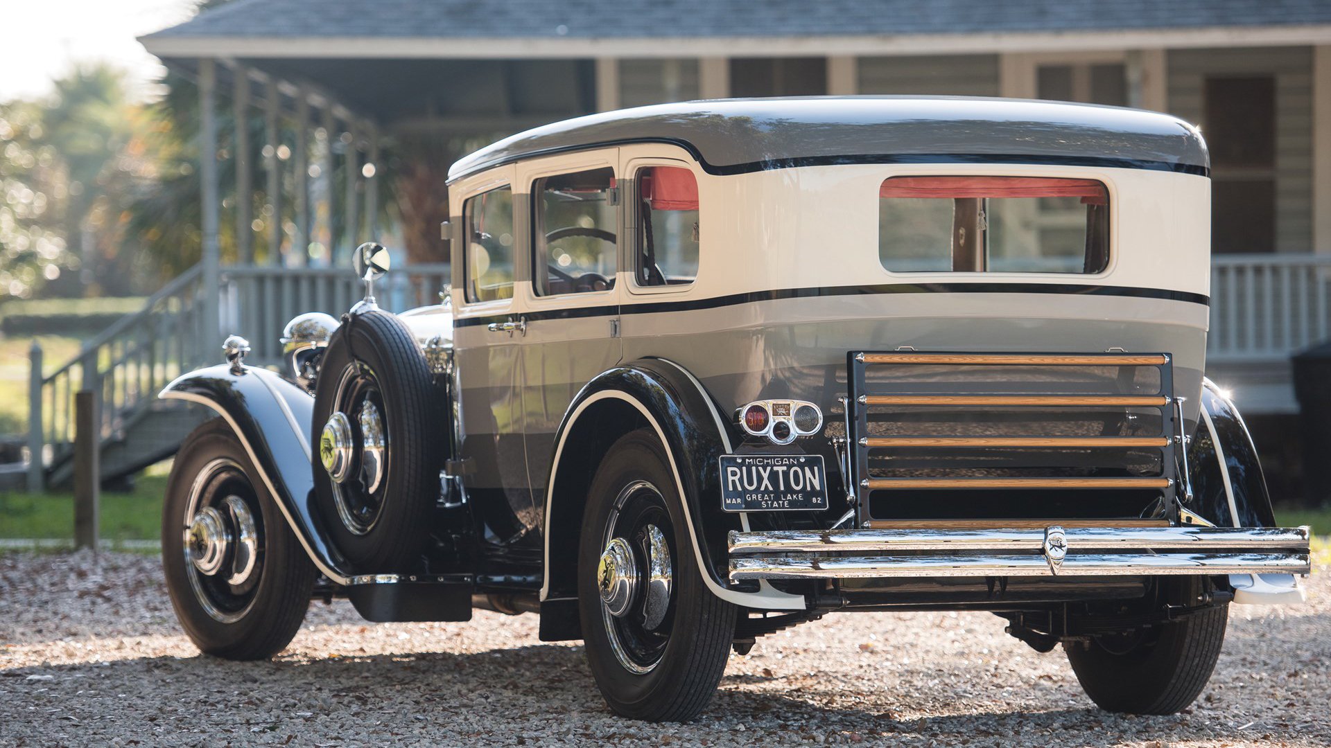 乐鱼体育下载入口-库里称赞年轻球员进步迅速，库里今年个人表现