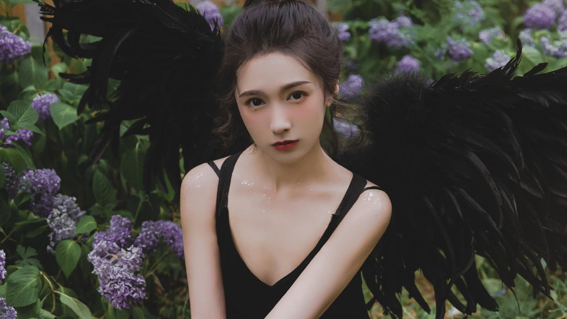 德甲精彩场面:攻防瞬间,激情无限!,德甲 打架